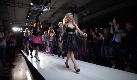 Desfile da grife Abbey Dawn